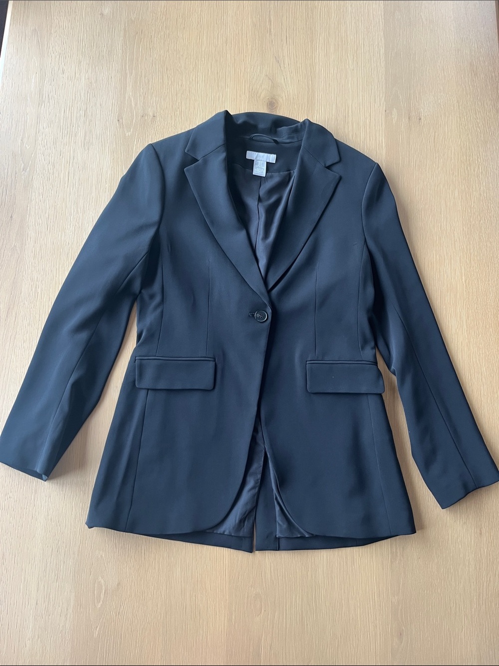 H&M Black Single-Button Blazer with Notch Lapels